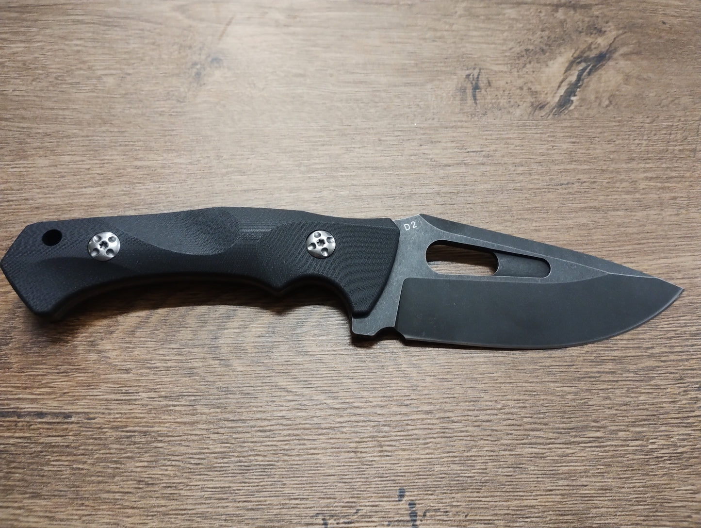 Nóż z ostrzem stałym EDC stal D2 59-60HRC G10 taktyczny survivalowy 23 cm