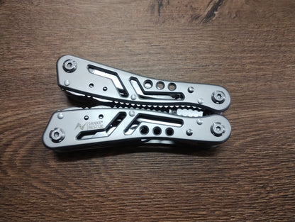 Multitool 24w1 – stal nierdzewna 420 z zestawem bitów i etui