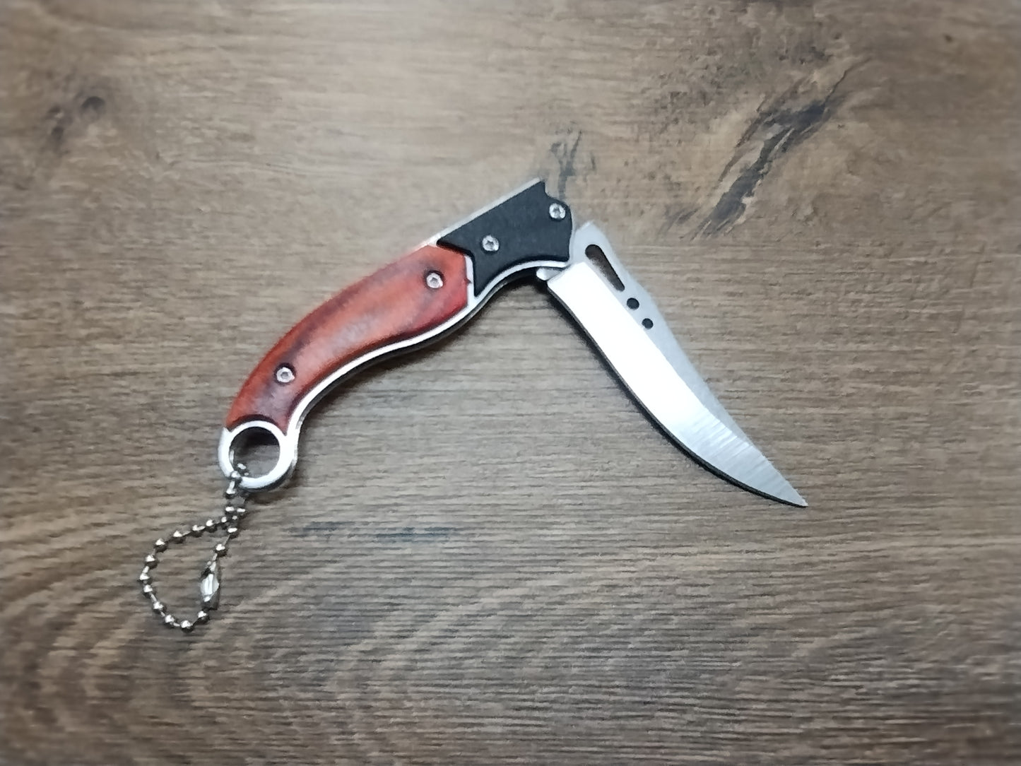 Składany nóż EDC z drewnianą okładziną – 15,5 cm