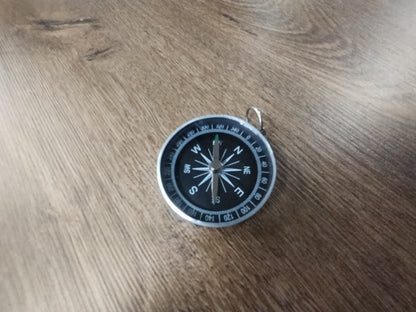 Kompas metalowy z brelokiem 40 mm