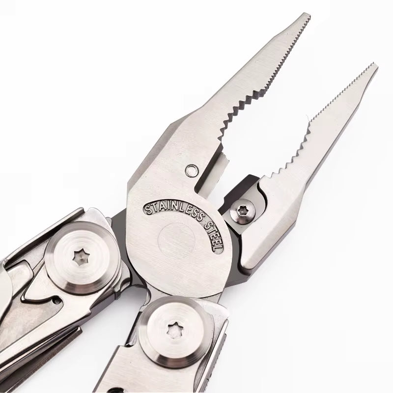 Multitool Full Set Silver – narzędzie 30w1 ze stali nierdzewnej w etui